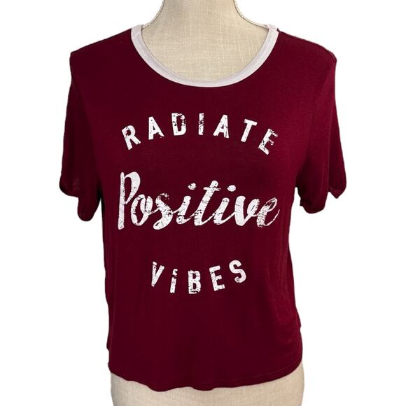 RUE21 JR's Med CROPPED T-SHIRT (Maroon/White Radiate Positive Vibes) - Picture 1 of 3